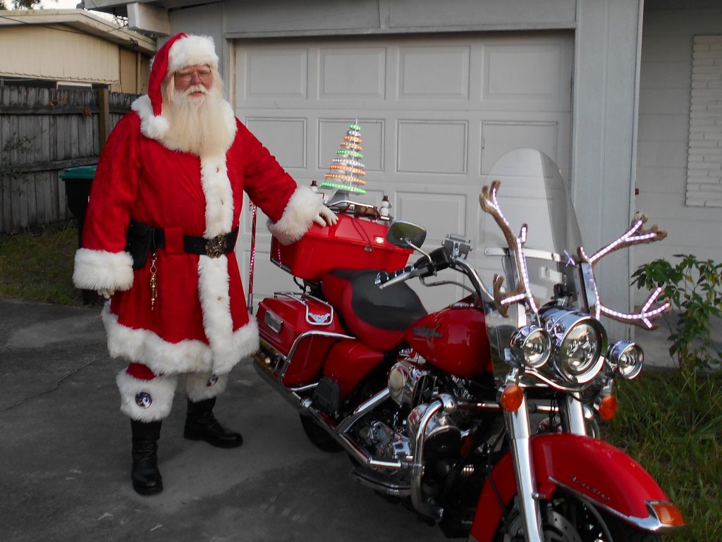 Here is the Santa workshop created for this years pictures