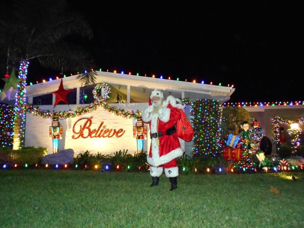 Hiring Santa? My Santa sleigh, wardrobe, props w/ Santa chair & Backdrop & awards