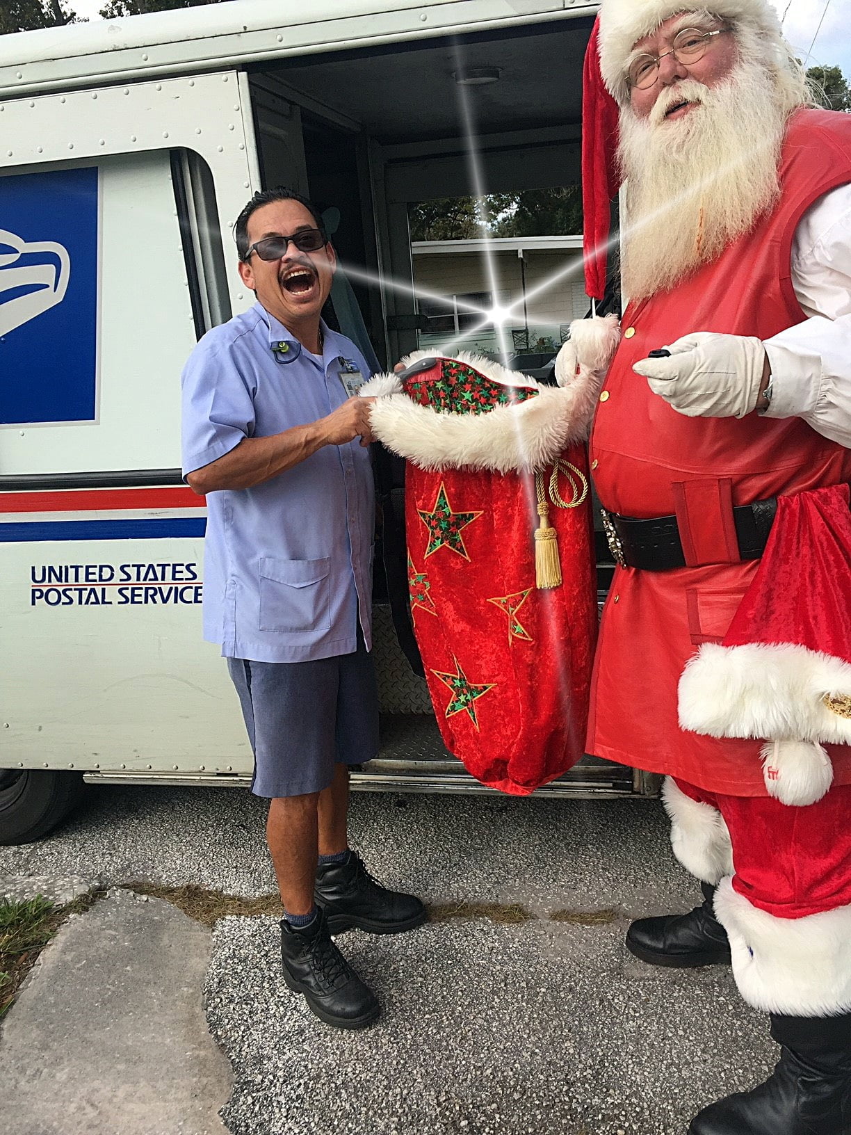 Santa gets his sleigh inspected & Teams up with USPS https